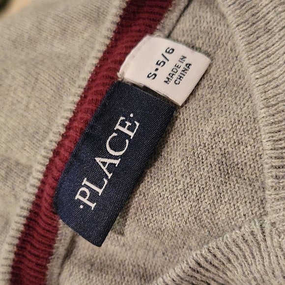 NWOT Children's Place V-neck Sweater - Picture 2 of 3